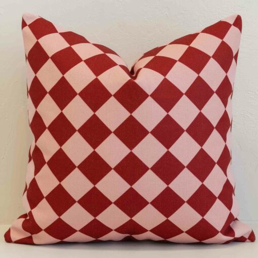 amora-diamond-gingham-cushion-cover---sc1108-45 Amora diamond gingham cushion with red and pale pink check pattern.
